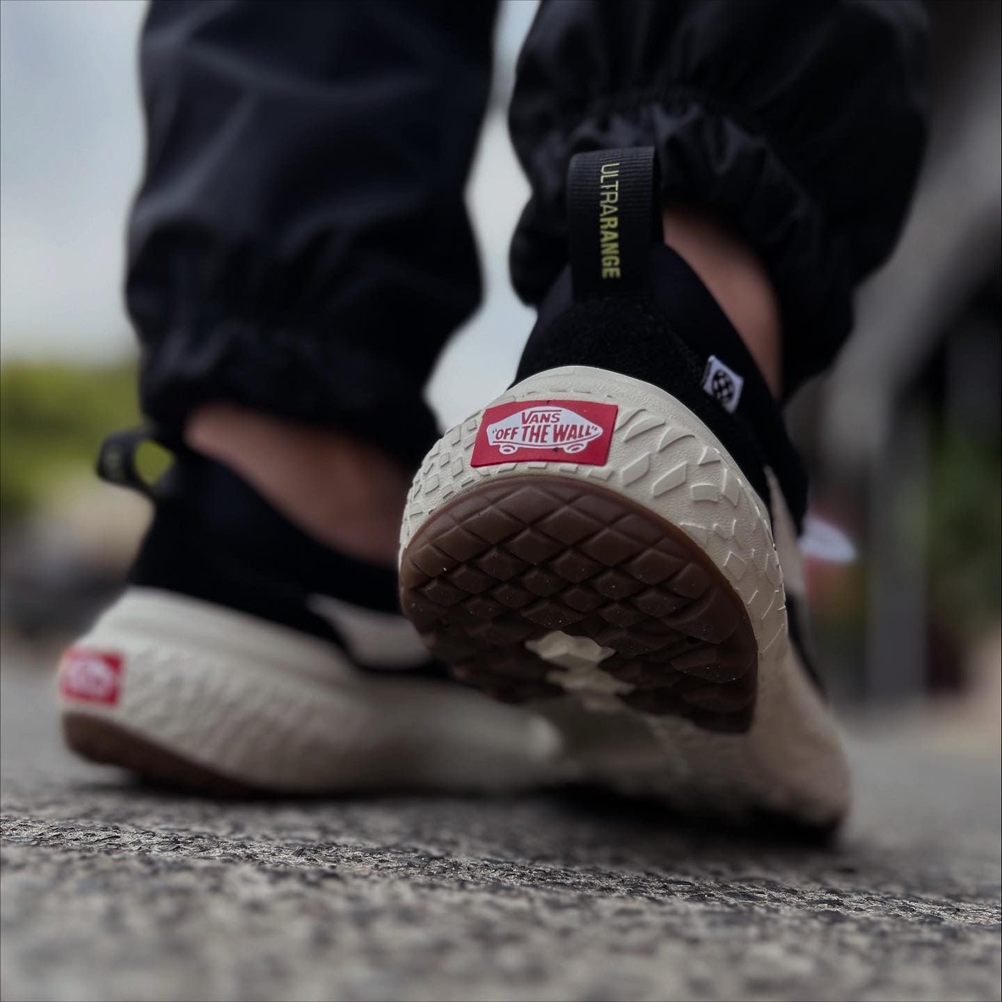 TÊNIS VANS ULTRARANGE NEO VR3 DIGITAL DEMENTIA BLACK/WHITE