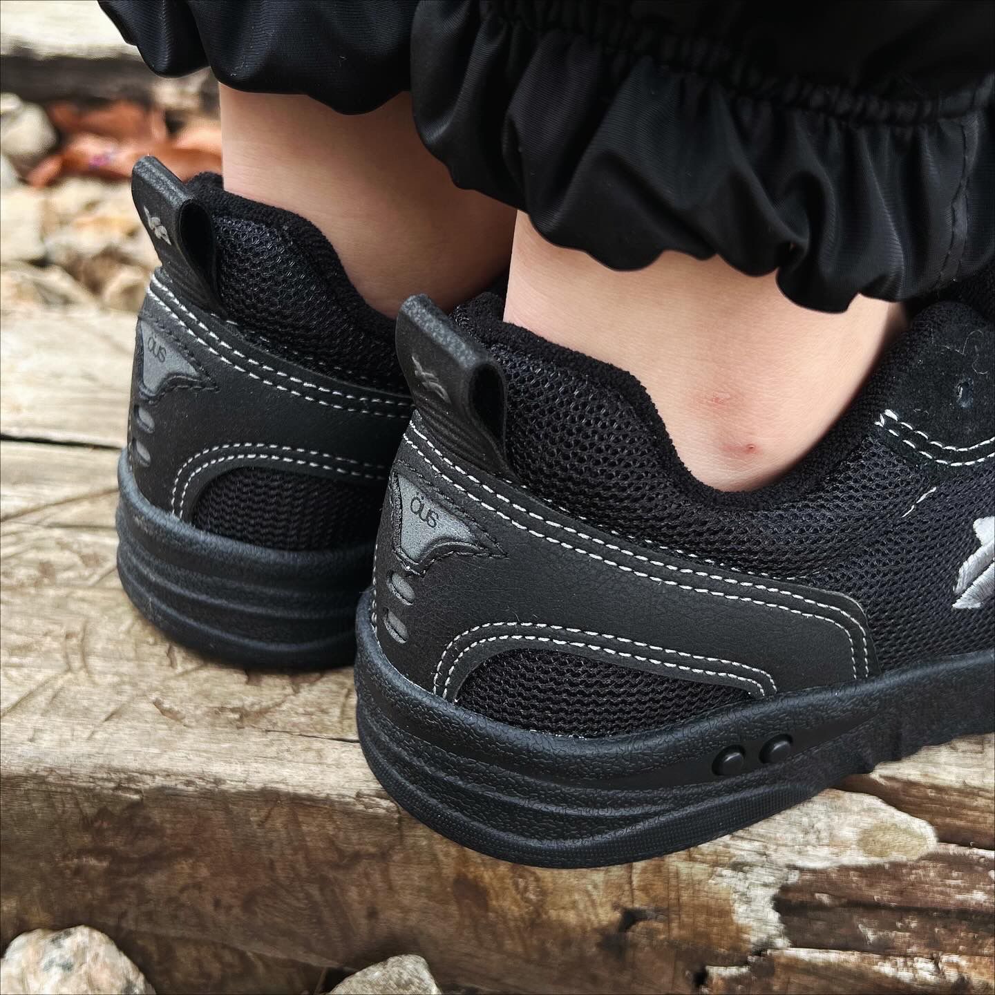 TÊNIS OUS FLUENTE PRETO/CINZA ESSENCIAL