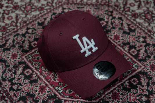 BONÉ 9FORTY LOS ANGELES DODGERS MLB VINHO