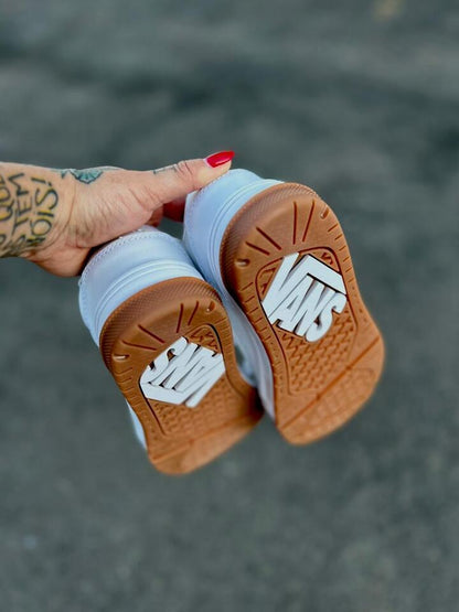 TÊNIS VANS HYLANE WHITE GUM