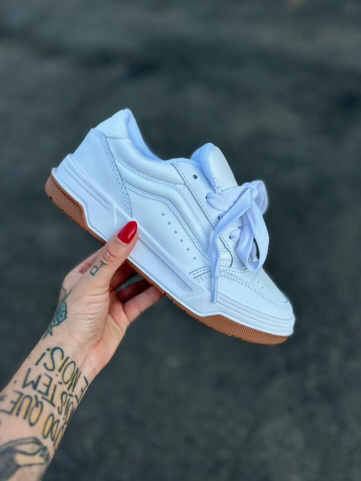 TÊNIS VANS HYLANE WHITE GUM