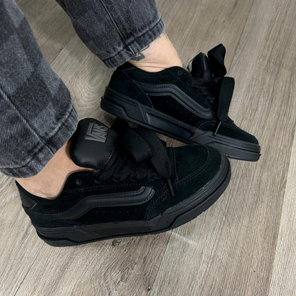 TÊNIS VANS HYLANE MONO BLACK