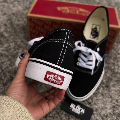 TÊNIS VANS AUTHENTIC BLACK/WHITE