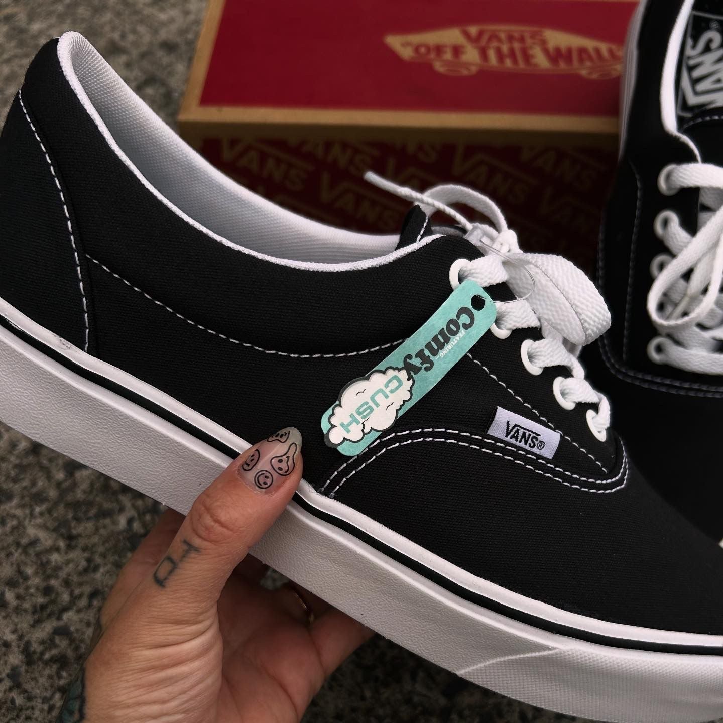 TÊNIS VANS ERA COMFYCUSH BLACK TRUE WHITE
